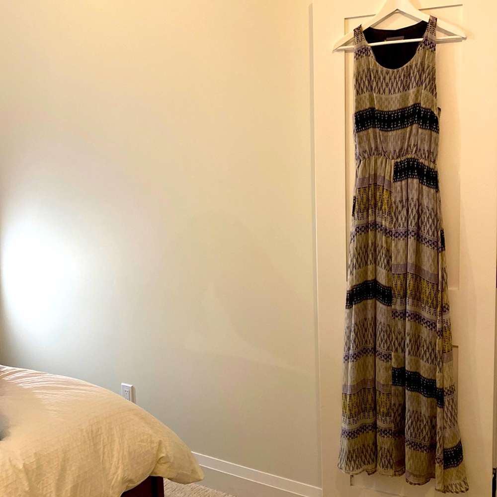 Sleeveless maxi dress